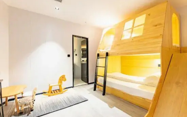 Pebble Motel (Shanghai Pediatric Hospital Lianhua Road Subway Station Branch)
