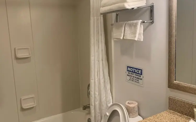 Sky Hotel Flushing/LaGuardia Airport