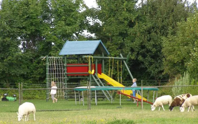 De Waalerburght Vakantiehuizen