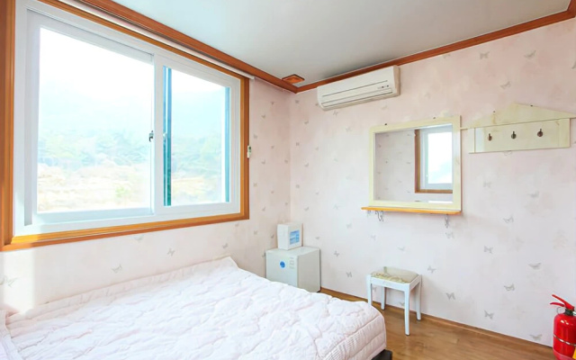 Namhae Ketneum Pension