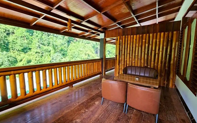 Sam's Bungalows