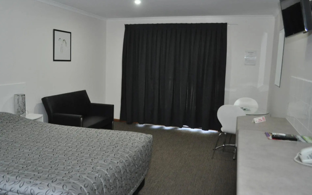 Keith Motor Inn