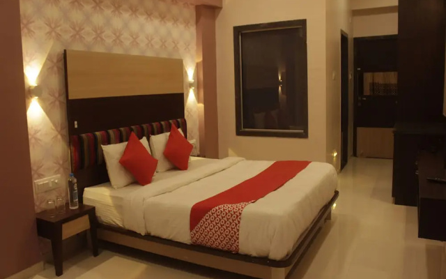 OYO 14617 Krushnai Water Park & Resort