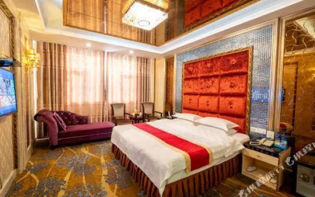 HaoLong Business Hotel