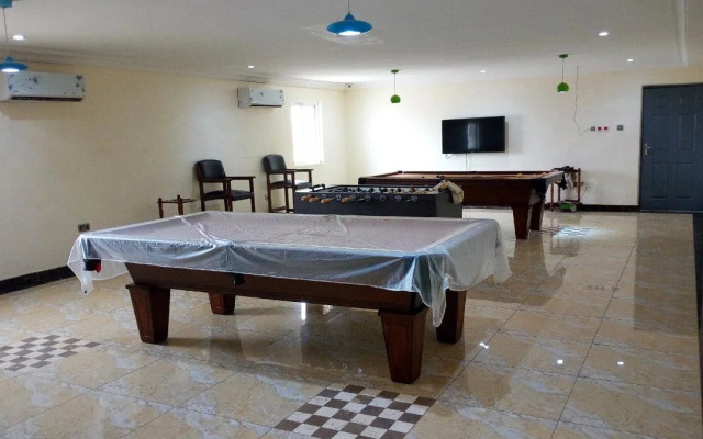 Yewa Frontier Hotel