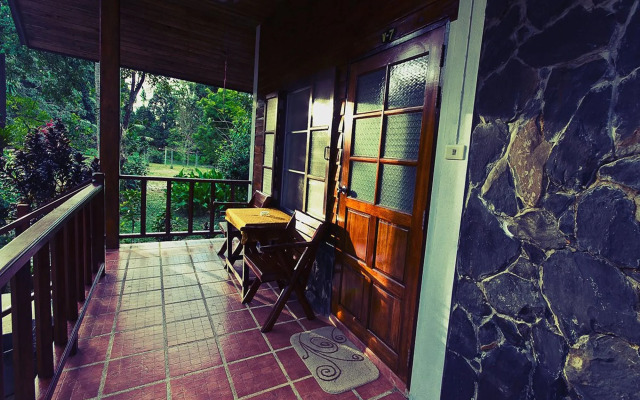 Krathom Khaolak Resort