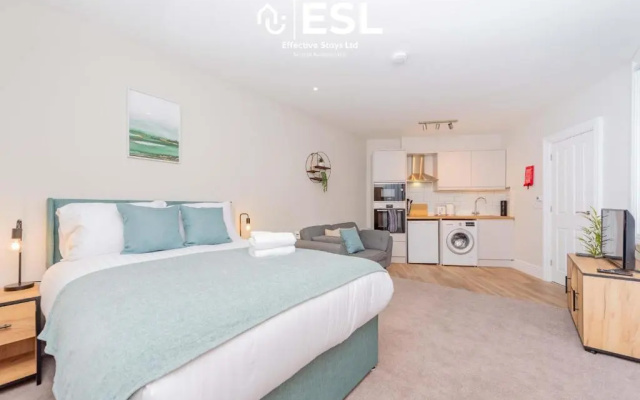 Studio 2, Second Floor Town Centre Apartment
