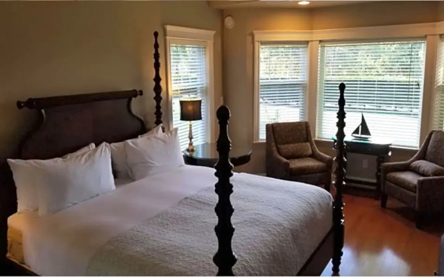 Crown Mansion Boutique Hotel & Villas