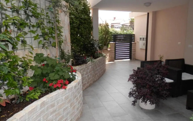 Melody Apartment