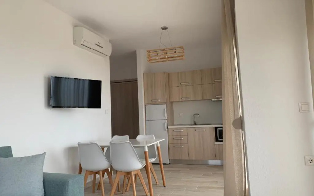 Kalivas beach house