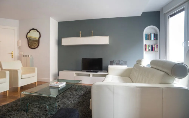 Playa Gros - Iberorent Apartments
