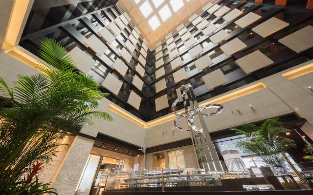 Hotel Metropolitan Tokyo Marunouchi вид на фасад