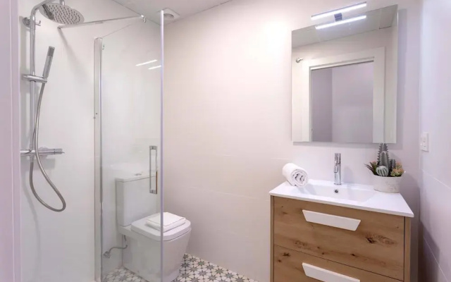 Exclusive Apartment in City Center. Capiteles