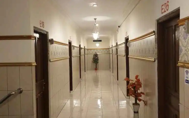 AOE Hotel dan Karaoke