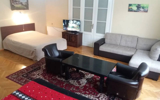 Casa Balcescu