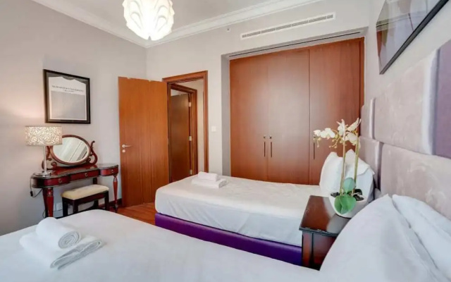 Uniquely Designed Apartment Dubai Marina Views