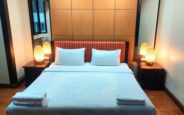 Direct Rooms at Omni Complex Nana