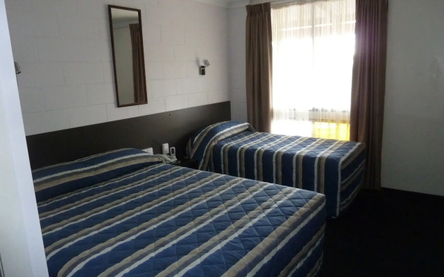 Mandalay Motel