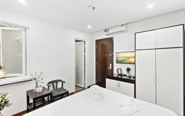 The Happy House Hotel & Apartment