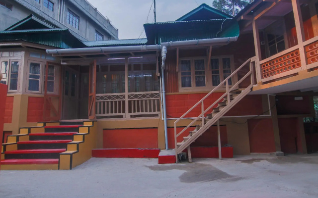 OYO 27919 Blooming Inn Guest House