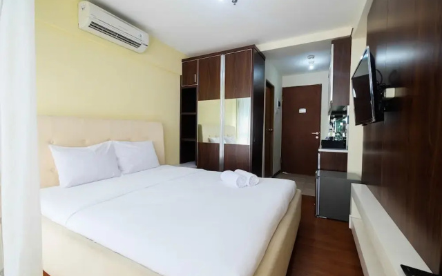 Comfy Studio Tifolia Apartment