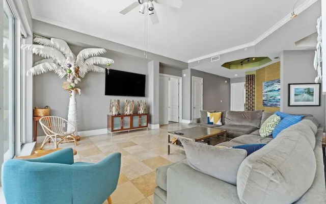 Indigo East 2103 Penthouse W/cabana