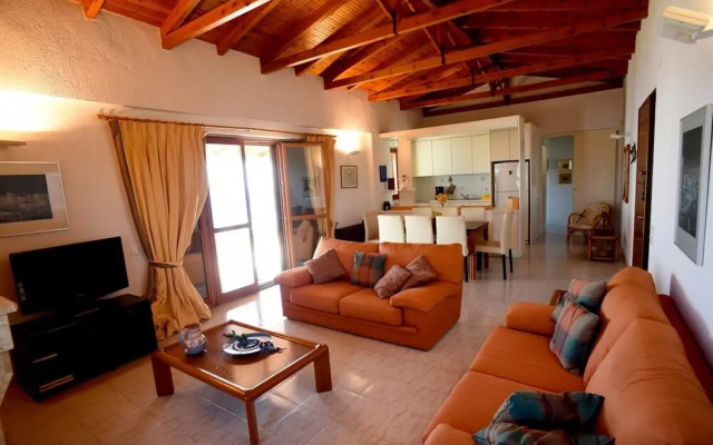 1st Floor apt. · Villa by the Sea