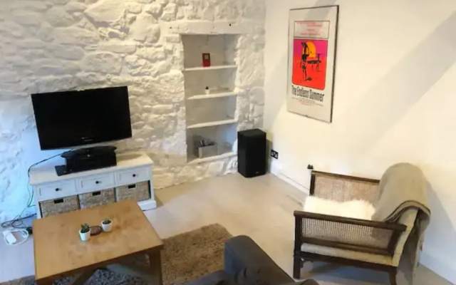 Immaculate 2-bed Loft, St Ives 2 min From Beach