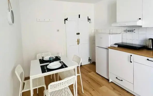 SML Apartments 1