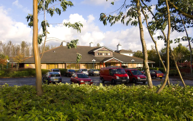 Premier Inn Liverpool - Tarbock