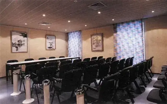 Victor Hotel