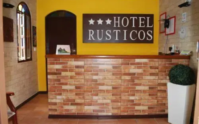 Hotel Rusticos