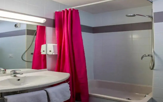 Отель B&B Hotel Aurillac Le Lioran