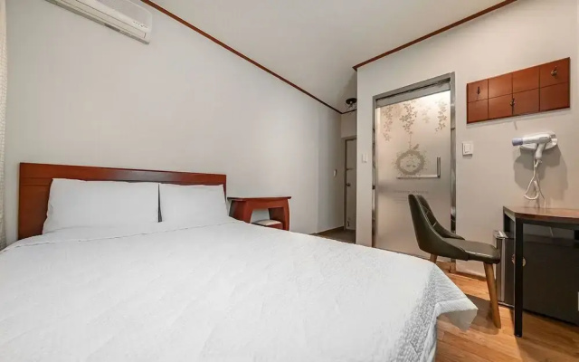 Herb Motel