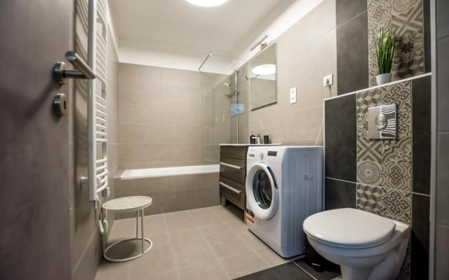 Romantic Deluxe Studio In The City's Epicentrum