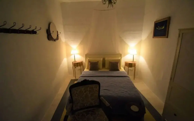 Stylish and characterful townhouse - views, A/C