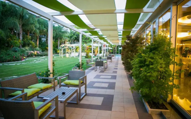 Hotel Ares