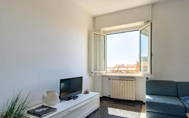 JOIVY Family Flat W/Terrace & Parking Near Beach
