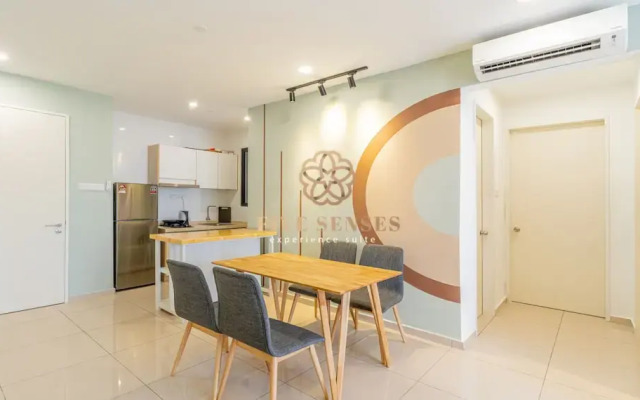 Kenwingston Avenue By Five Senses