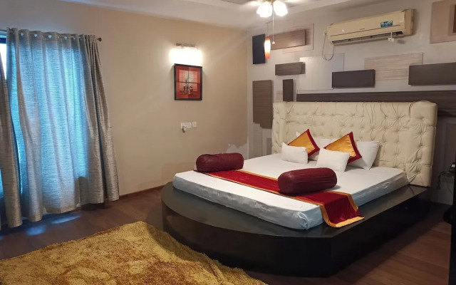 Hotel Little Palace