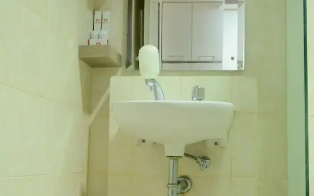 1 Bedroom at Cosmo Mansion Apartment by Travelio