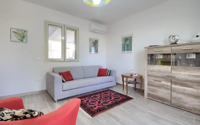 Blanca Deluxe House