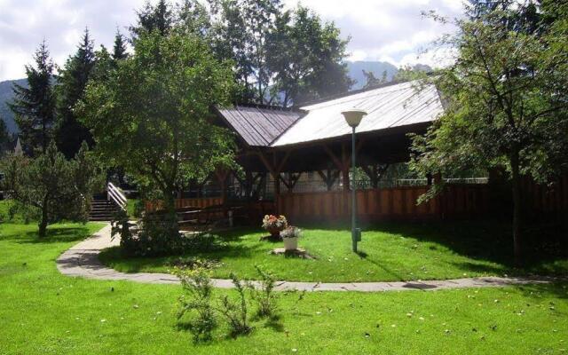 Diamonds Hotel Rzemieślnik вид на фасад