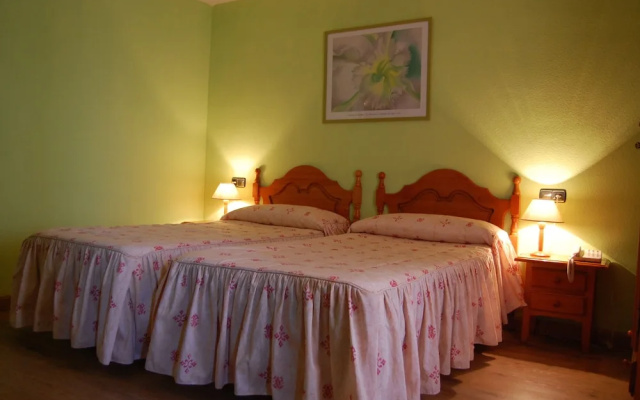 Hotel Los Duques