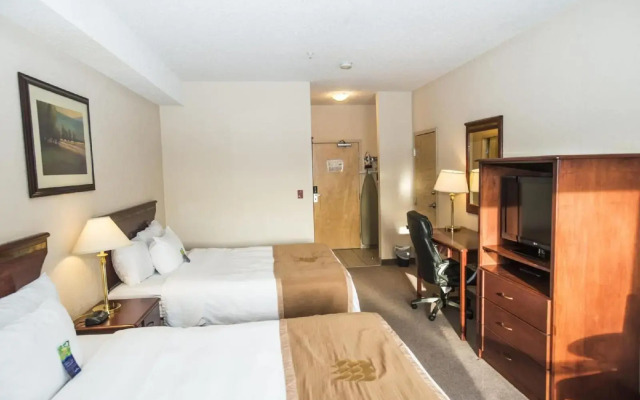Lakeview Inns & Suites - Chetwynd