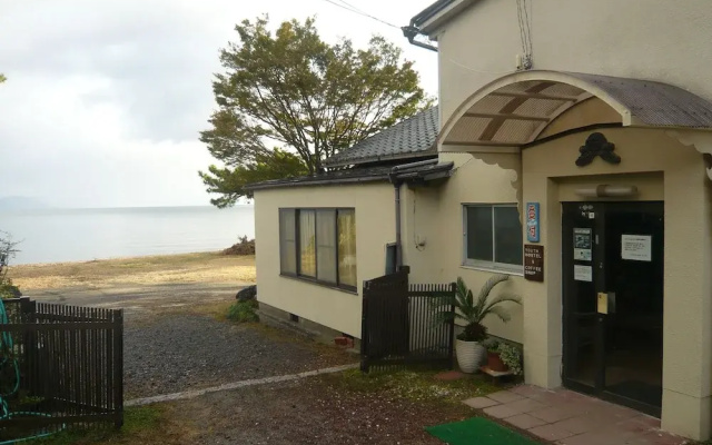 Youth Hostel WANIHIMA~Lakeside BIWA