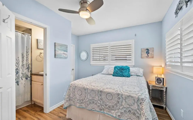 Purple Pelican Paradise by Ryson Vacation Rentals