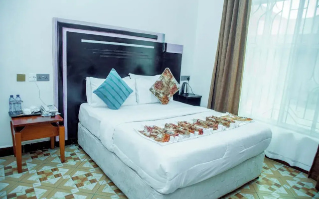 Marona City Hotel