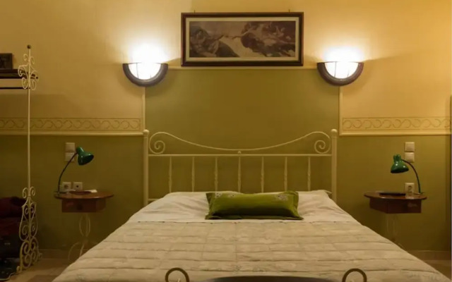 Akrolimnion Hotel