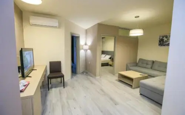 K&M Apartments